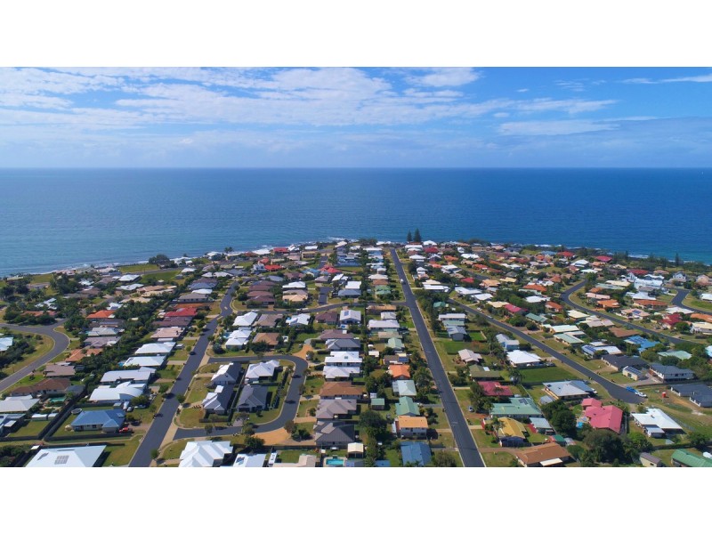 44 Wilfred Street, Bargara QLD 4670
