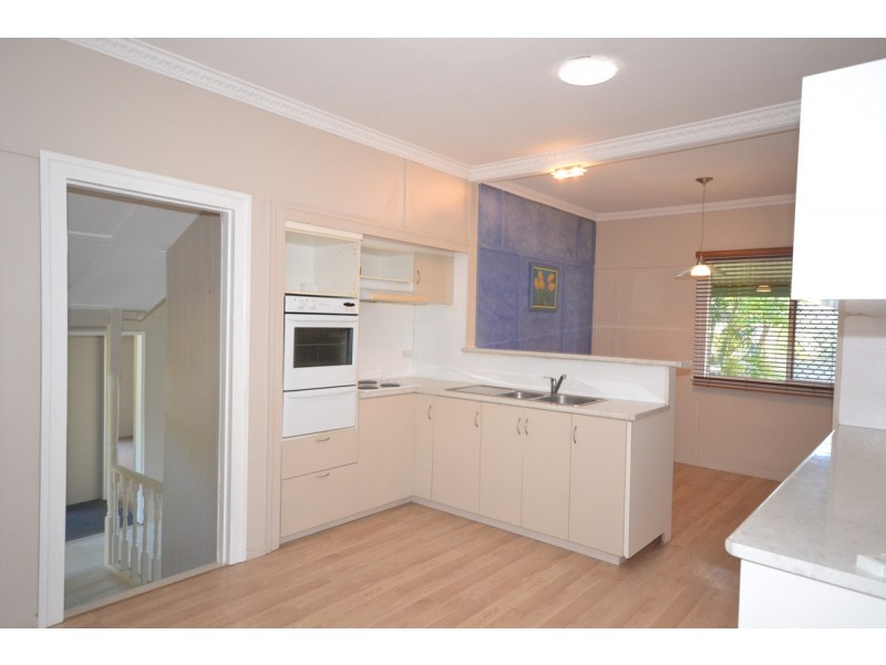 69 Water Street, Walkervale QLD 4670