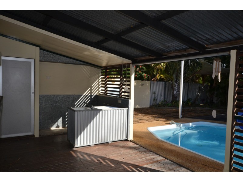 69 Water Street, Walkervale QLD 4670