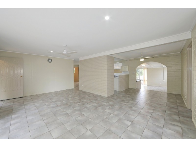 22 Seventy Four Court, Avoca QLD 4670