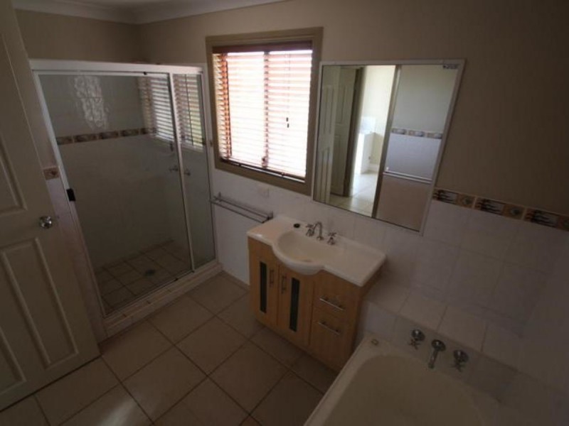 14 Lund Street, Avondale QLD 4670