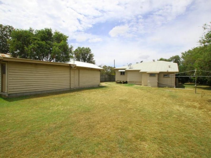 357 Bourbong Street, Millbank QLD 4670