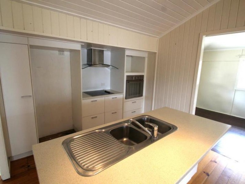 357 Bourbong Street, Millbank QLD 4670