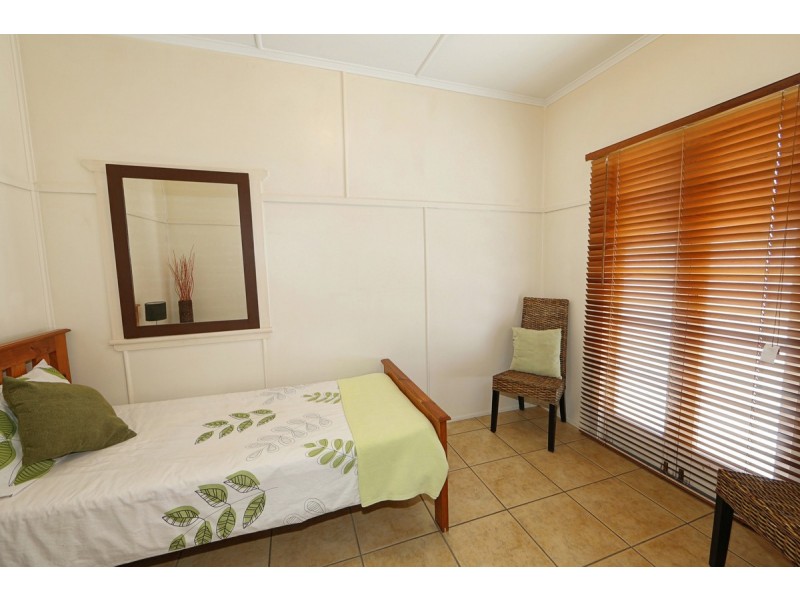 6 Gaffel Street, Svensson Heights QLD 4670