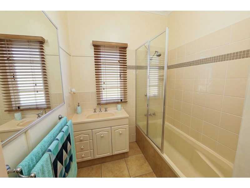 6 Gaffel Street, Svensson Heights QLD 4670