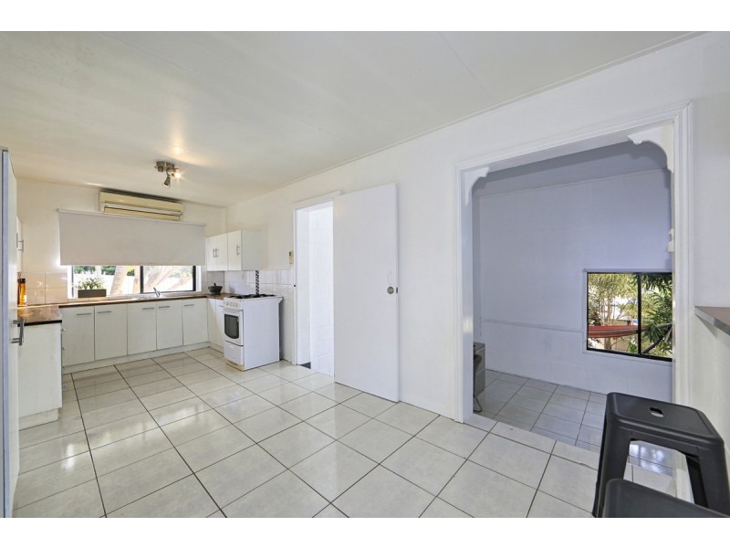 32 Boundary Street, Bundaberg South QLD 4670