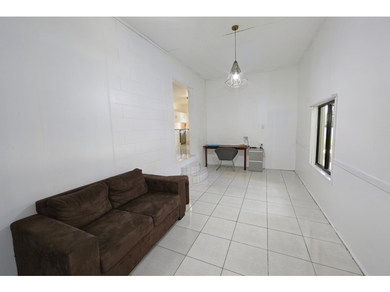 32 Boundary Street, Bundaberg South QLD 4670