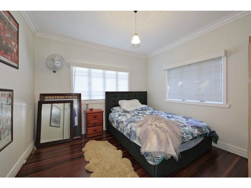 28 Mulgrave Street, Bundaberg West QLD 4670