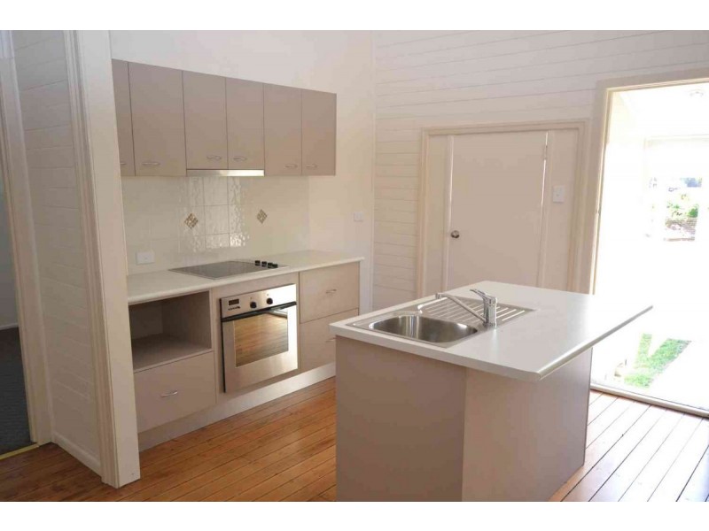 2/67 George Street, Bundaberg South QLD 4670