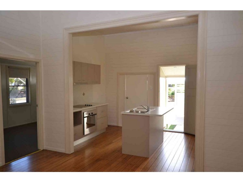 2/67 George Street, Bundaberg South QLD 4670