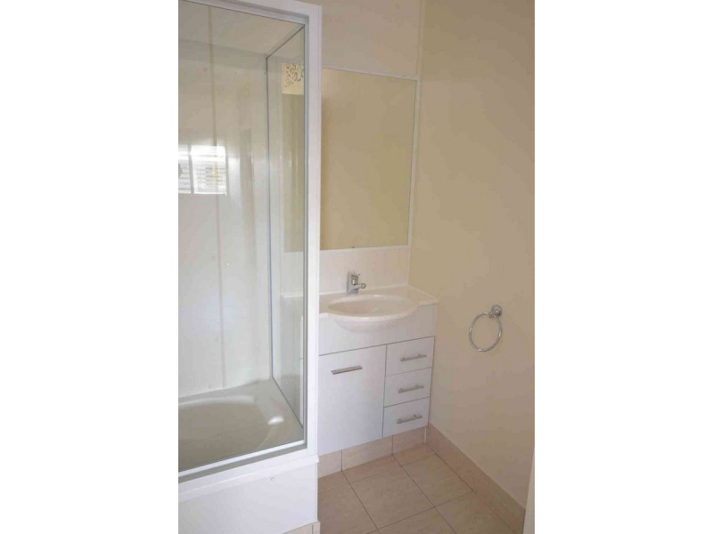 2/67 George Street, Bundaberg South QLD 4670