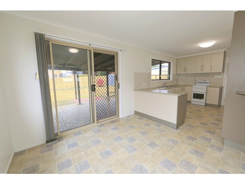 25 Baldwin Crescent, Avoca QLD 4670