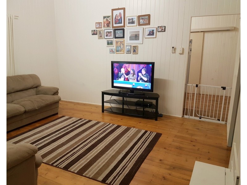 138 Elliott Heads Road, Avenell Heights QLD 4670