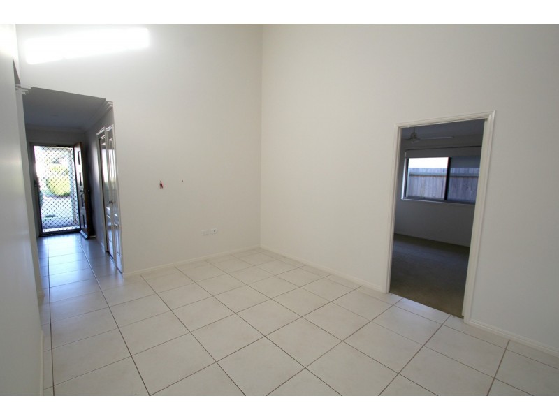 7/179A Bargara Road, Kalkie QLD 4670