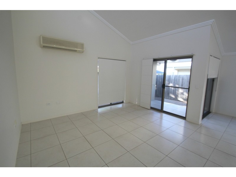 7/179A Bargara Road, Kalkie QLD 4670