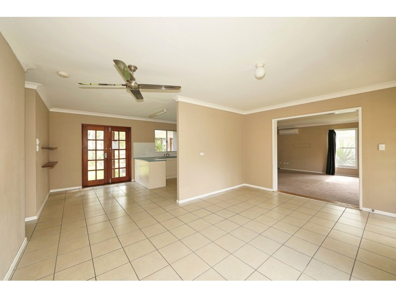 20 Bush Road, Branyan QLD 4670