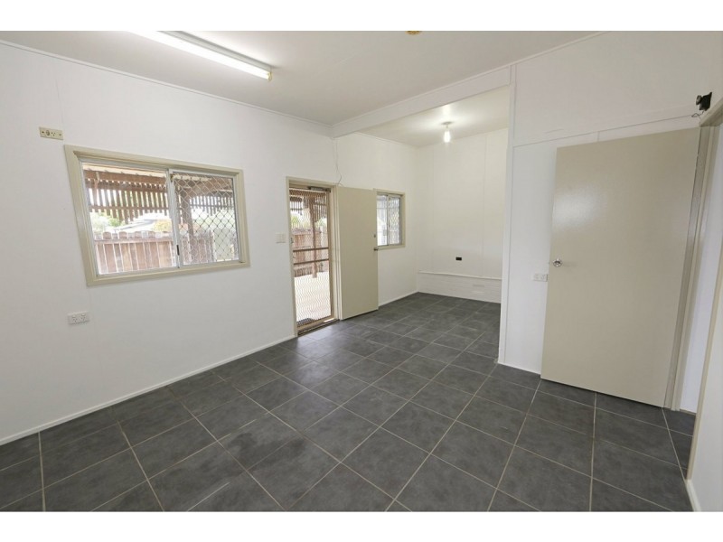 71 Pitt Street, Walkervale QLD 4670