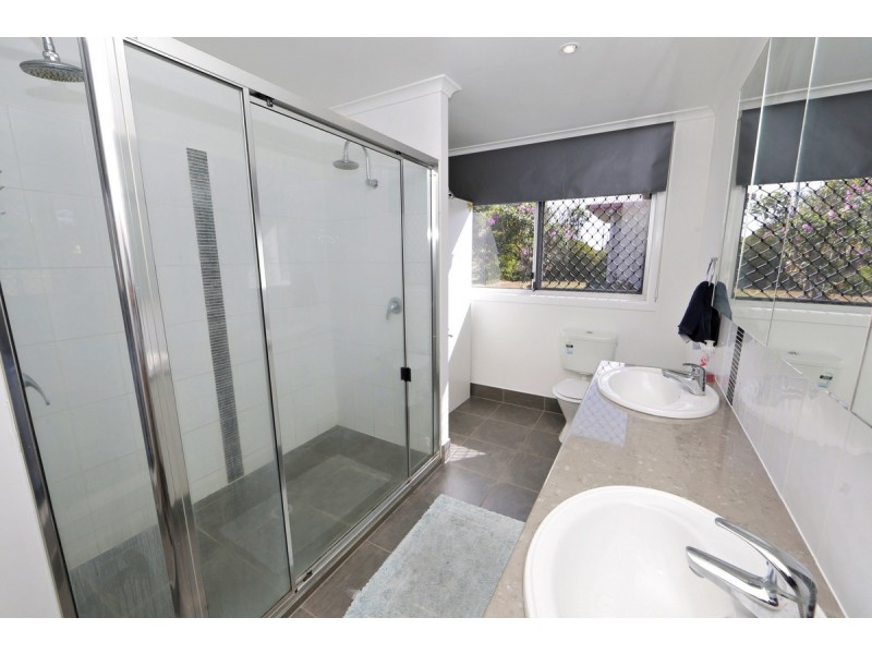 35 Elliott Heads Road, Kepnock QLD 4670