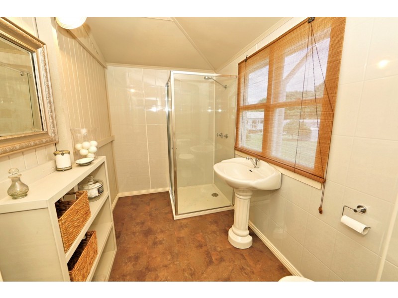 28 Donald Street, Bundaberg North QLD 4670