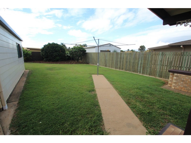 2 Vandenberg Street, Avenell Heights QLD 4670