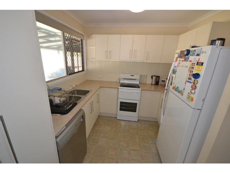 9 Phillips Street, Bundaberg North QLD 4670