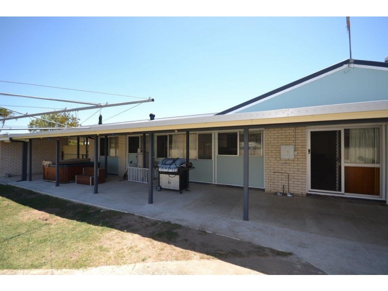 9 Phillips Street, Bundaberg North QLD 4670