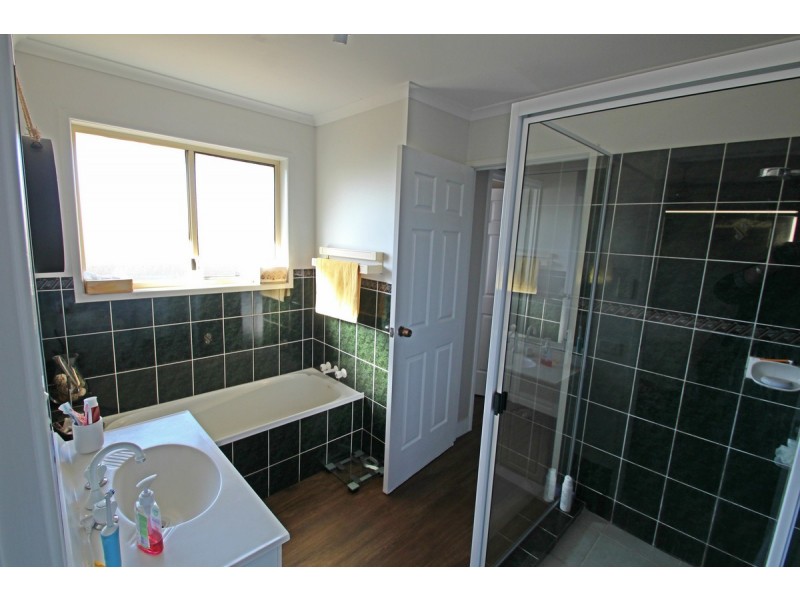 32 Swan Drive, Kalkie QLD 4670