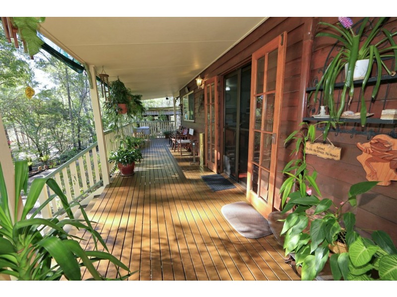 118 Crosswells Road, Pine Creek QLD 4670
