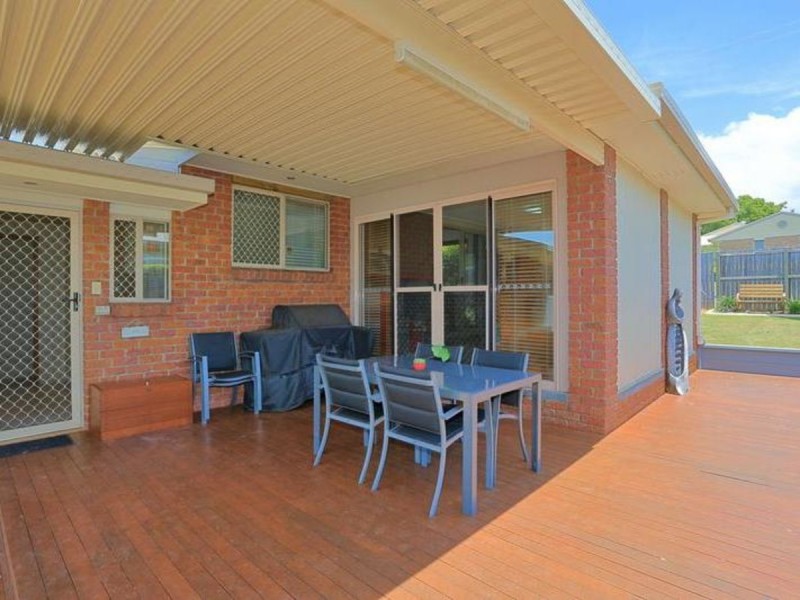 26 East West Avenue, Avoca QLD 4670