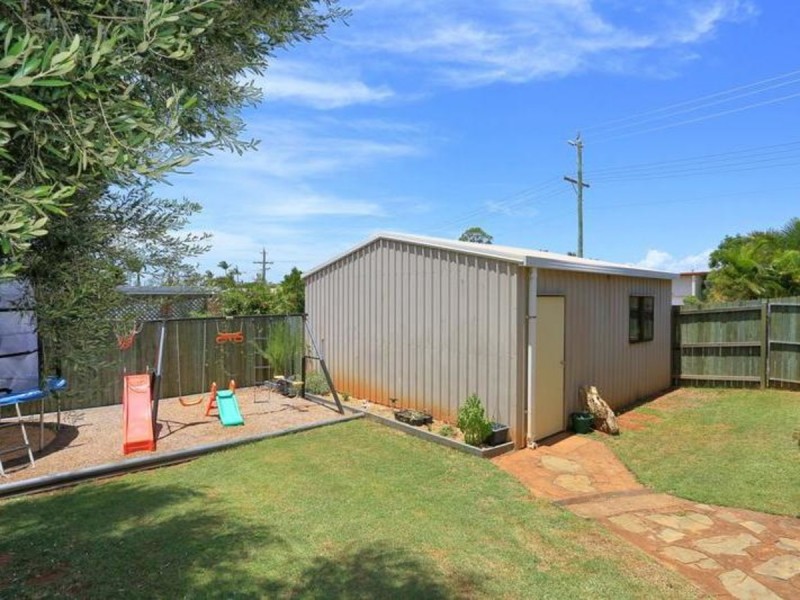 26 East West Avenue, Avoca QLD 4670