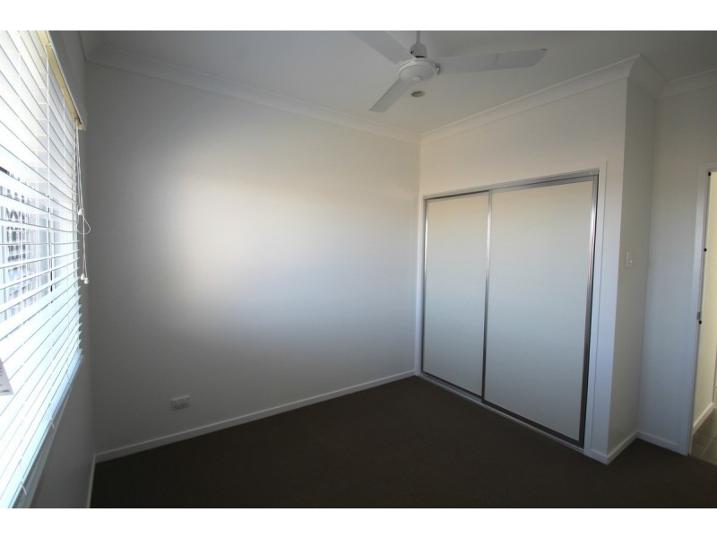 75 Foster Drive, Bundaberg North QLD 4670