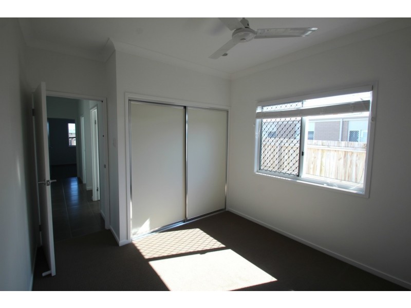 75 Foster Drive, Bundaberg North QLD 4670