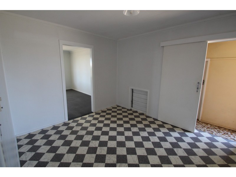 13 Redmond Street, Avenell Heights QLD 4670