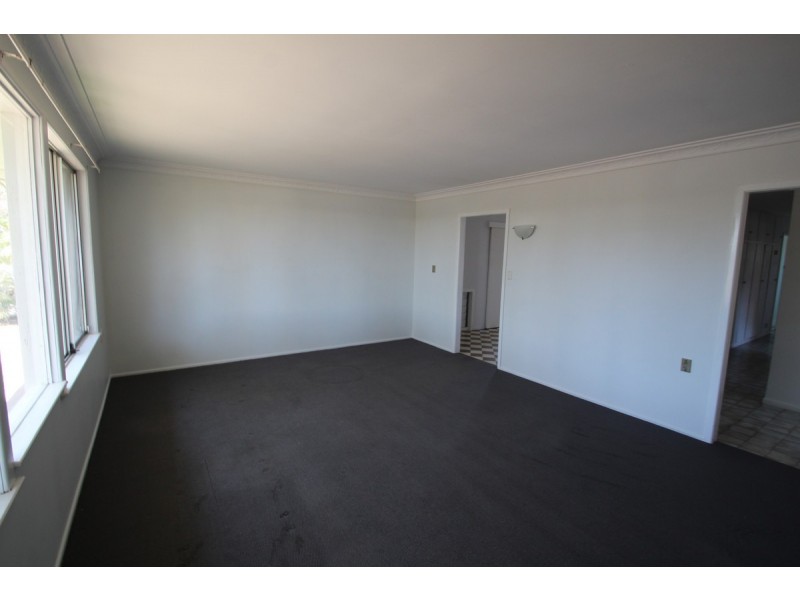 13 Redmond Street, Avenell Heights QLD 4670