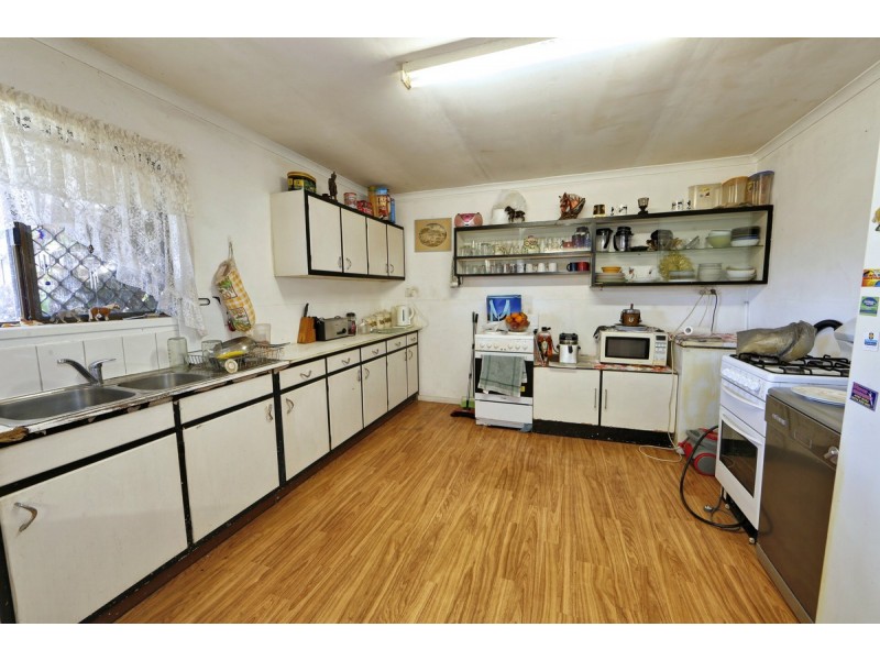 606 Booyan Road, Moore Park Beach QLD 4670