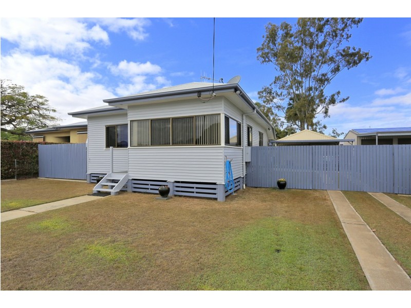 4 Nott Street, Walkervale QLD 4670