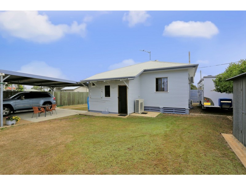 4 Nott Street, Walkervale QLD 4670