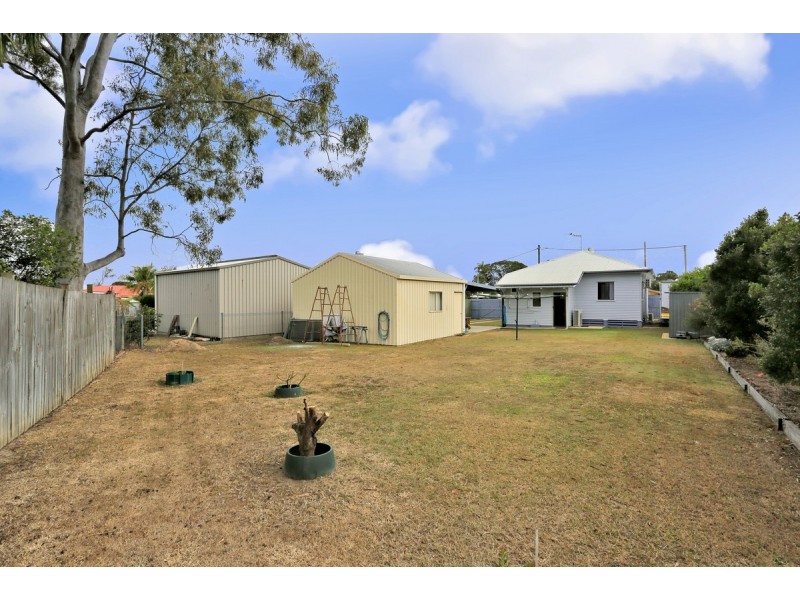 4 Nott Street, Walkervale QLD 4670