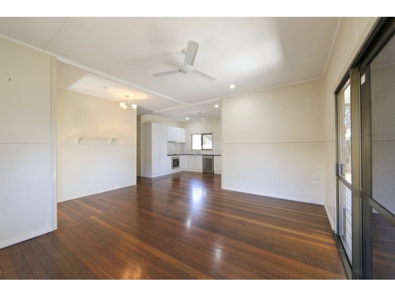 7 Nielsen Street, Svensson Heights QLD 4670