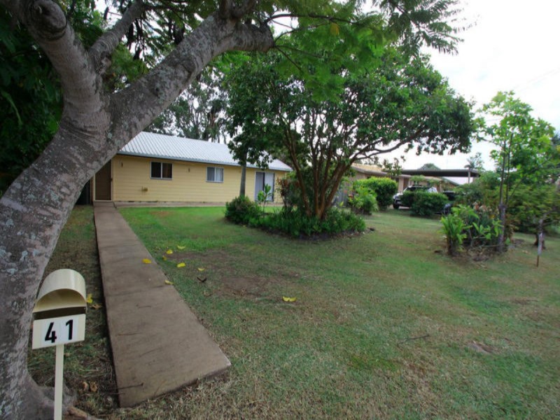 41 Shell Street, Burnett Heads QLD 4670
