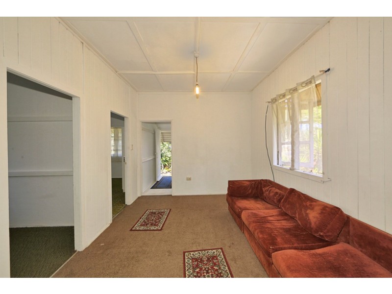 7 McCracken Street, Walkervale QLD 4670