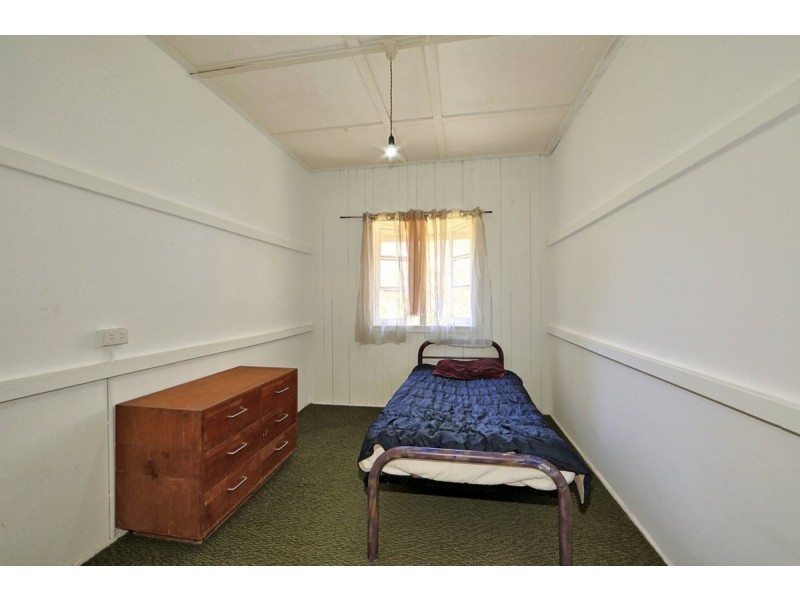 7 McCracken Street, Walkervale QLD 4670