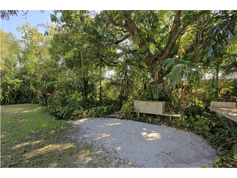 7 McCracken Street, Walkervale QLD 4670