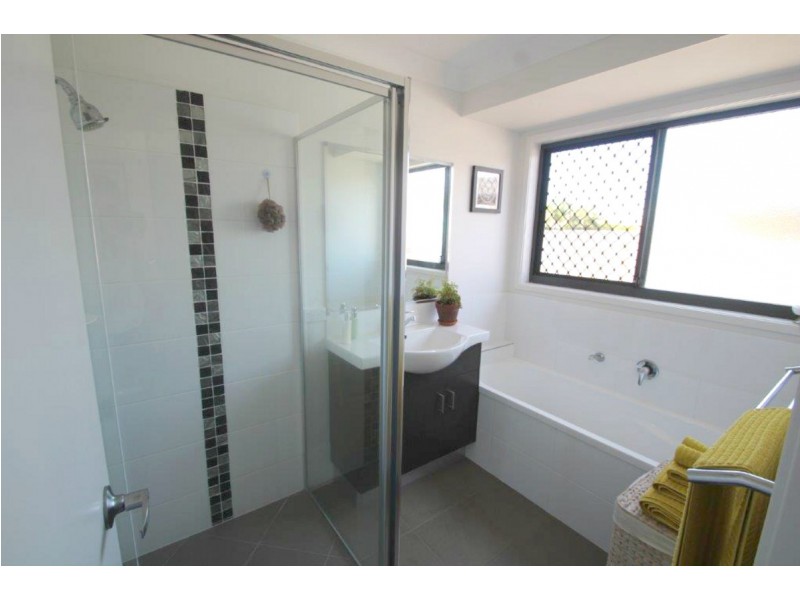 9 Tranquility Place, Bargara QLD 4670