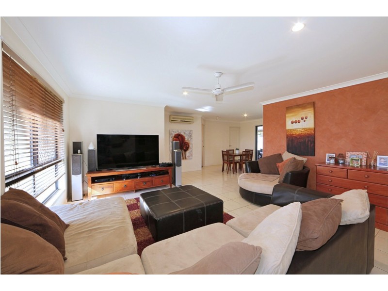 5 Aleta Court, Avoca QLD 4670