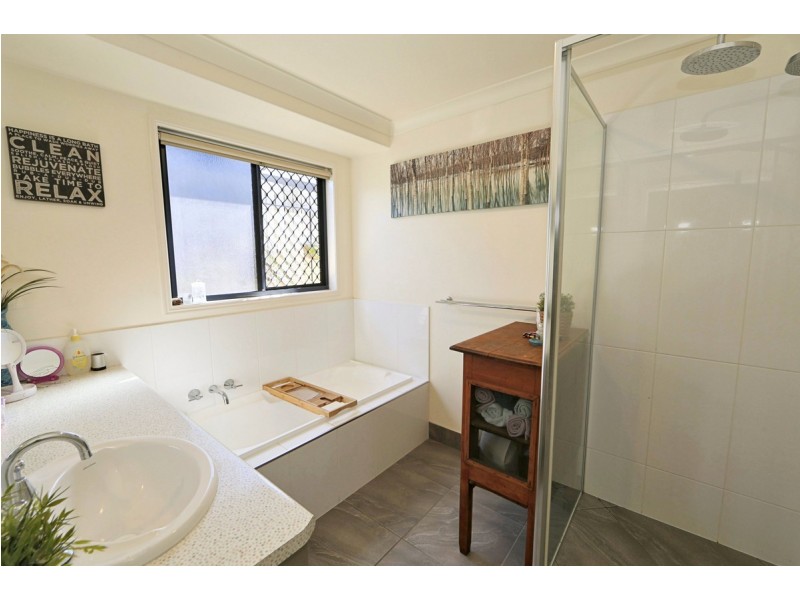 5 Aleta Court, Avoca QLD 4670