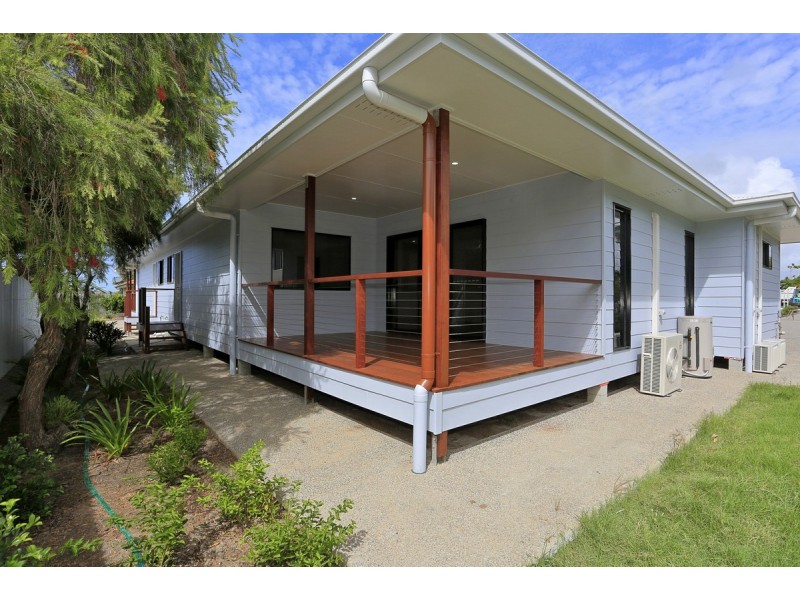 Unit 1 & 2/157a Hughes Road, Bargara QLD 4670