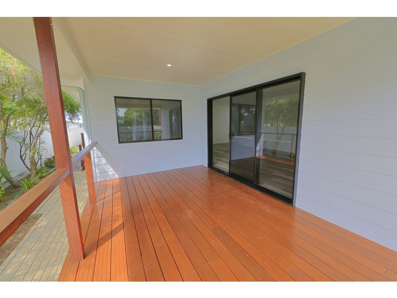 Unit 1 & 2/157a Hughes Road, Bargara QLD 4670