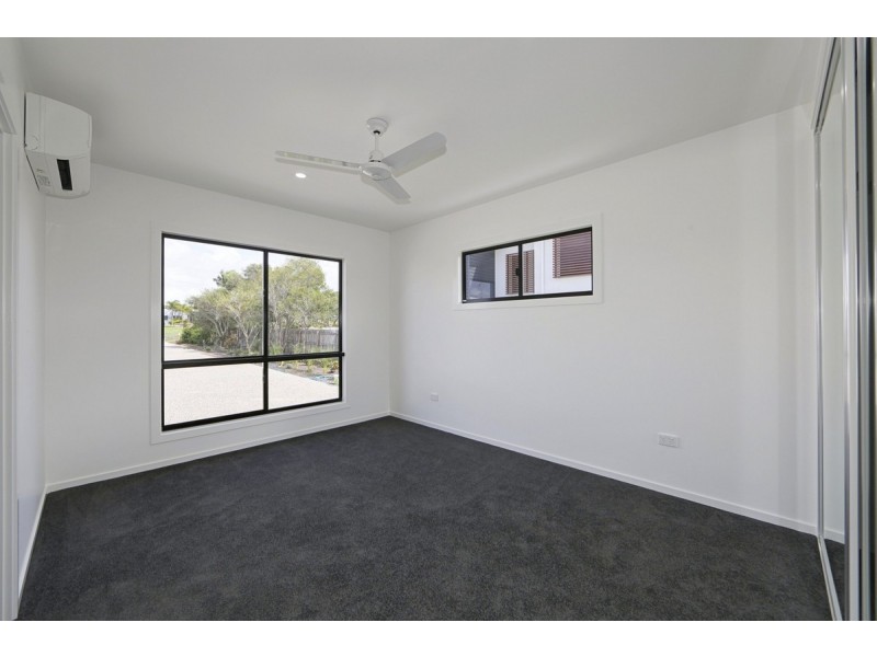 Unit 1 & 2/157a Hughes Road, Bargara QLD 4670