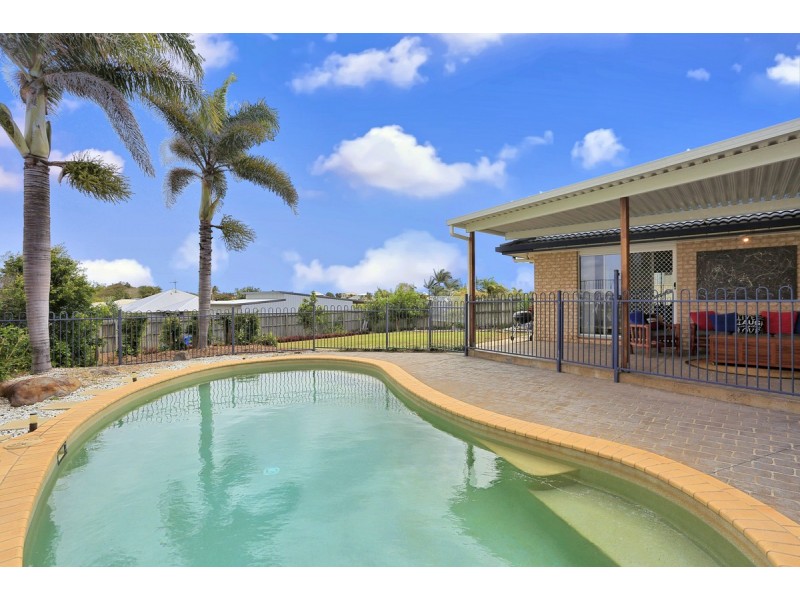 131 Barolin Esplanade, Coral Cove QLD 4670